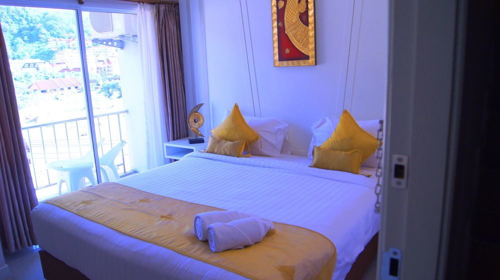 J Sweet Dream Boutique Hotel Phuket Patong Kültér fotó