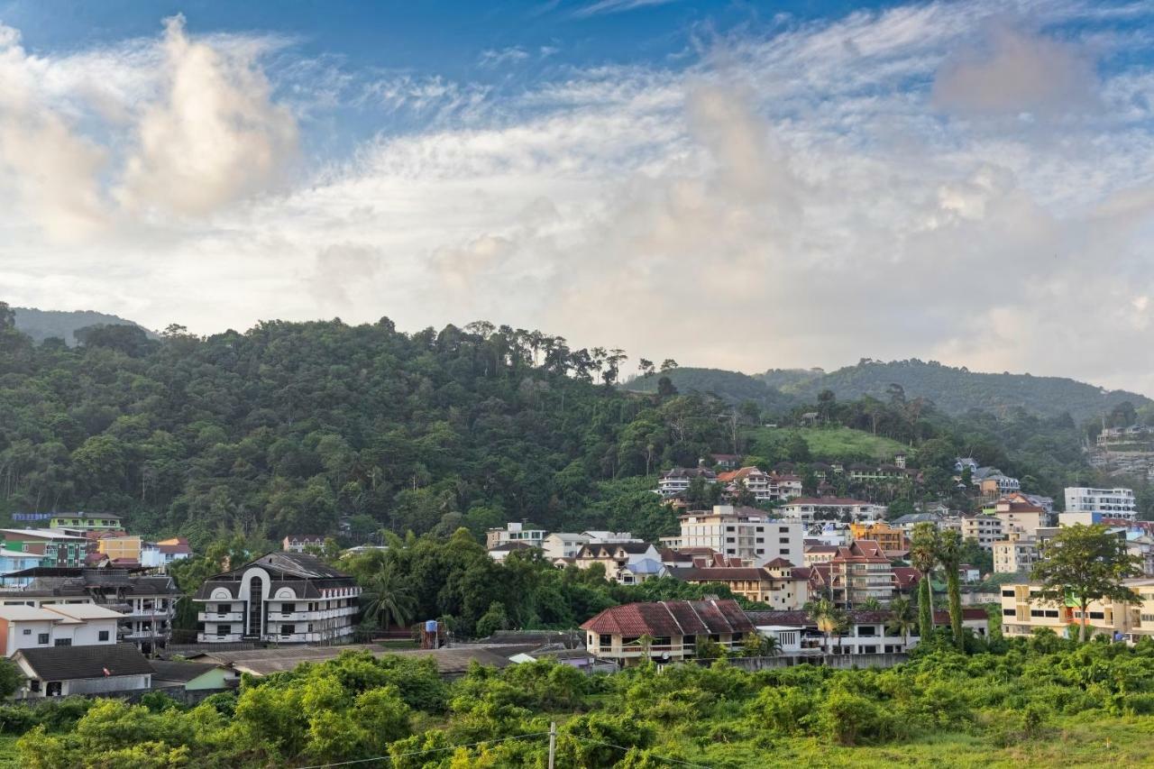 J Sweet Dream Boutique Hotel Phuket Patong Kültér fotó