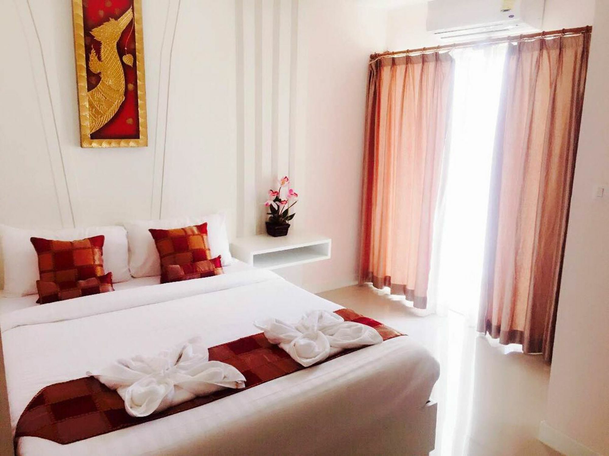 J Sweet Dream Boutique Hotel Phuket Patong Kültér fotó