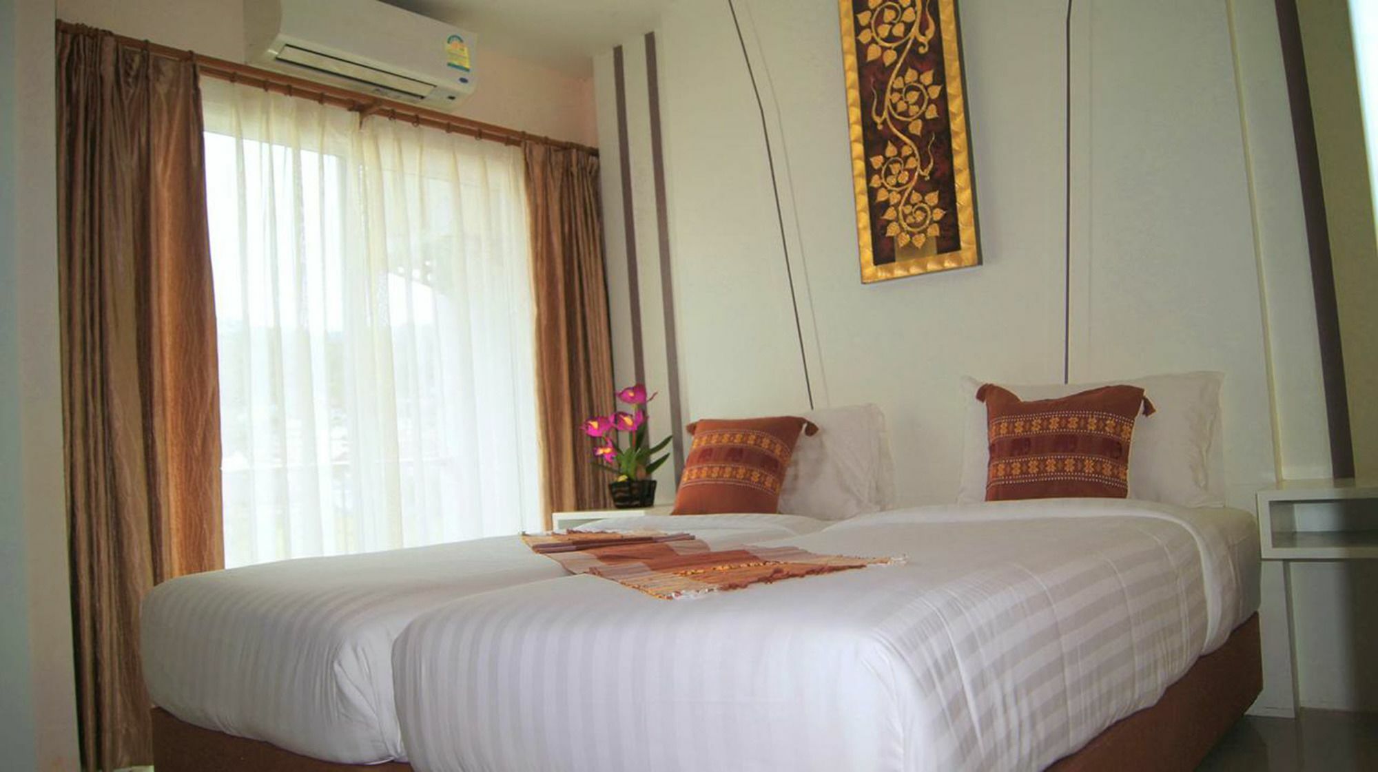 J Sweet Dream Boutique Hotel Phuket Patong Kültér fotó